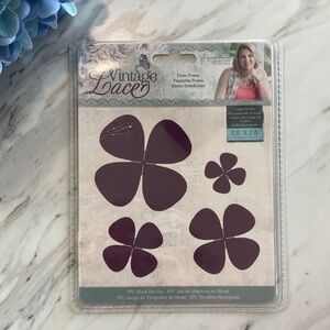 Crafter’s Companion Vintage Lace Petite Posies Flower Die Set